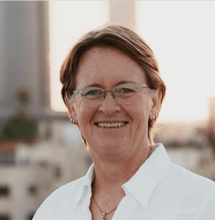 Portrait of Dr. Beth Tippett Barr